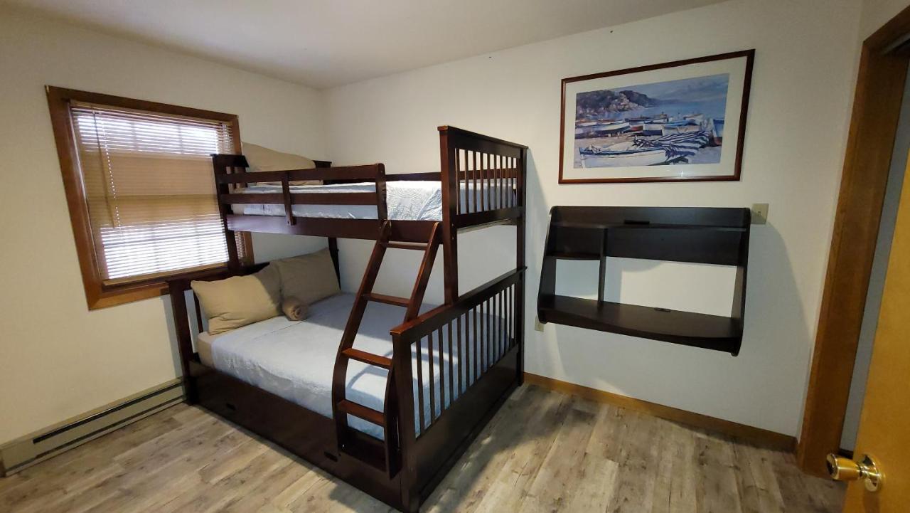The Pocono'S Retreat With A Gameroom, Firepit, And Lake Бушкилл Экстерьер фото